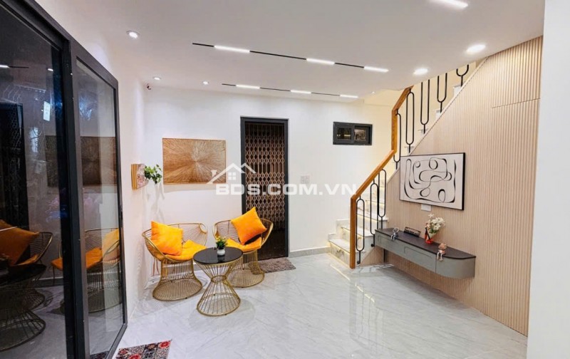Bán Nhà đường Cô Giang, Phường 2, quận Phú Nhuận, 30m2. 2 Tầng, 3PN có PN Trệt. Nhỉnh 4Tỷ.